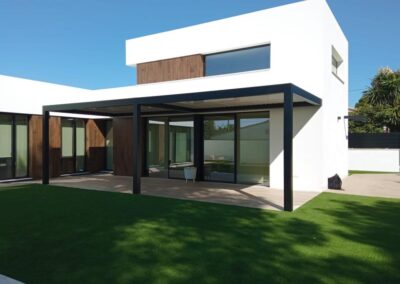 pergola bioclimatica exterior bicolor 5